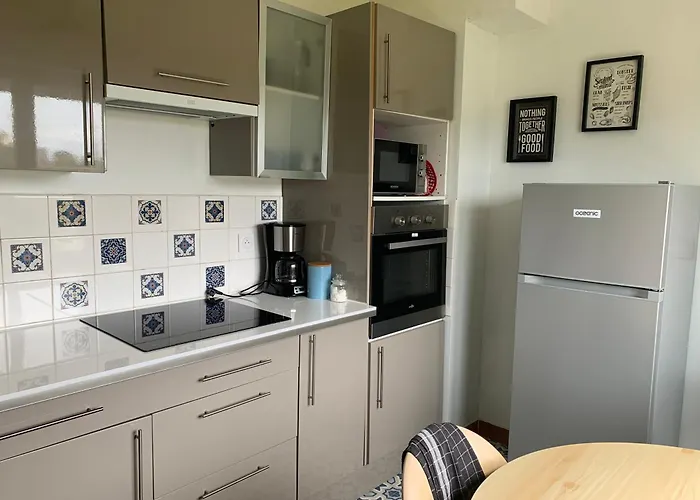 Maison Familiale A 10 Min Du Mont Saint Michel Feriehus *